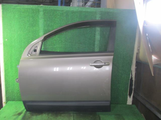 デュアリス DBA-J10 左フロントドアASSY C30拍卖