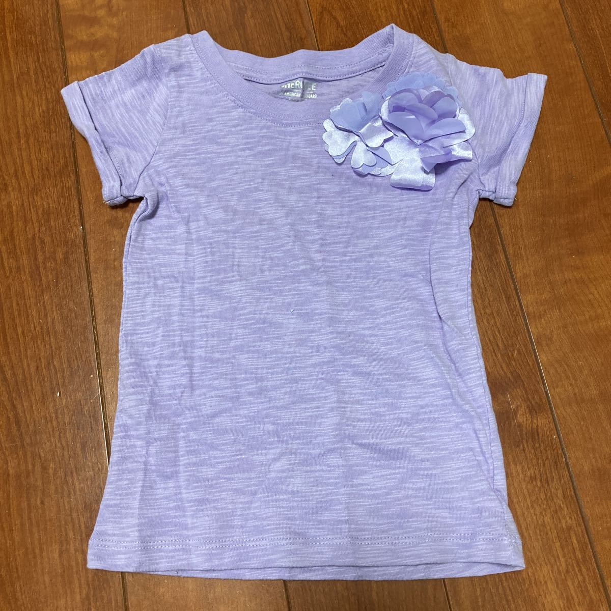 胸元フラワー・パープル×花・半袖Tシャツ・100拍卖