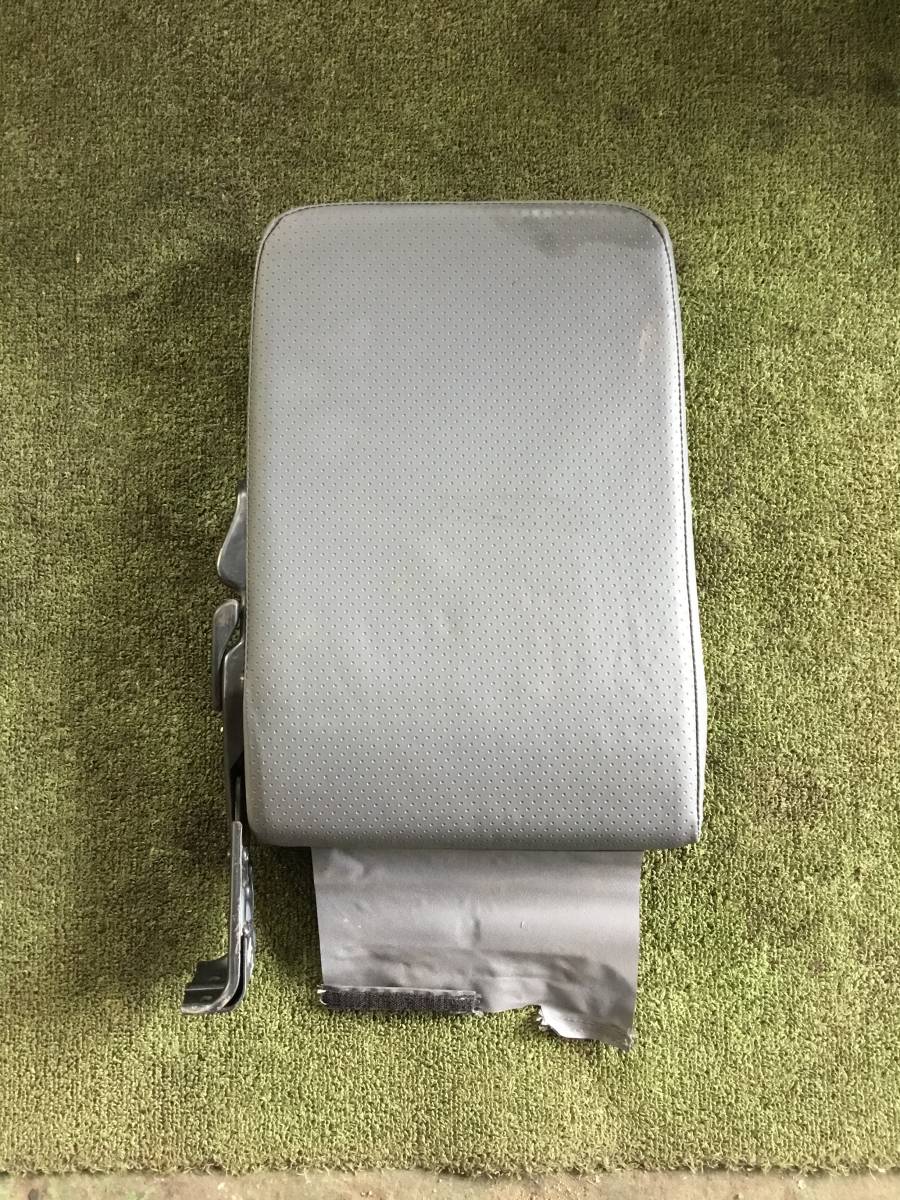 NJR85 07' エルフ ロールーフ車 助手席 真ん中 シート 背もたれ L 22629 即日発送可 ヤフオク拍卖