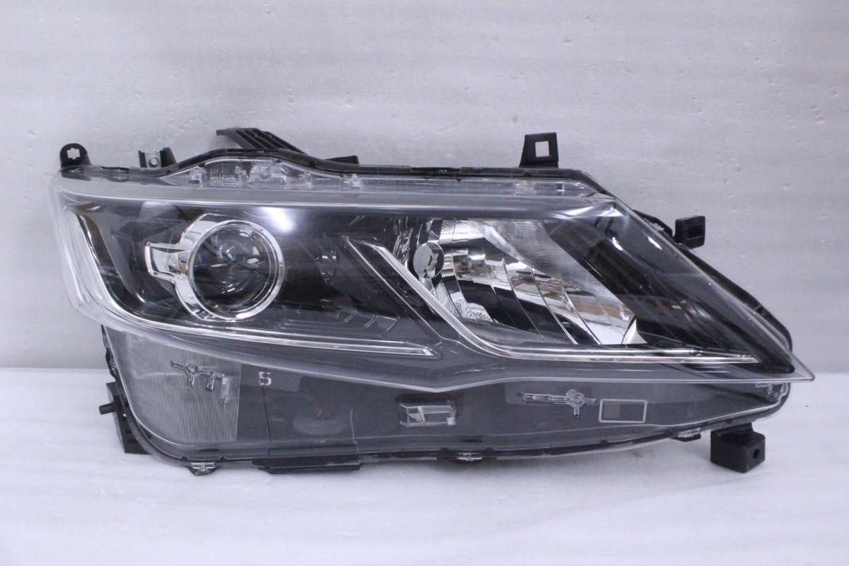 201-1560-F★美品★LED C27 セレナ 右ヘッドライト NC27 日産 純正 ヘッドランプ 左側 100-23721 打刻 Z SERENA (UK)拍卖
