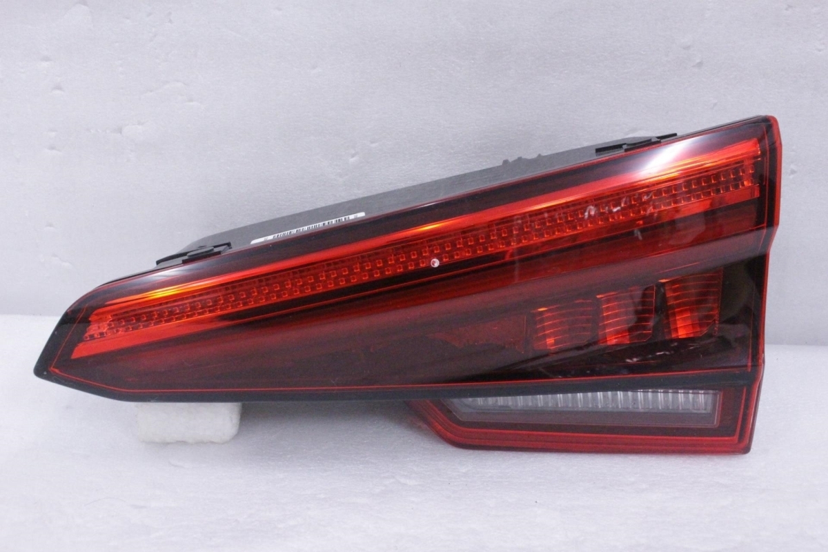 201-1040-5★美品 LED★8W セダン アウディA4★右テールライト 8W5.945.094.B 内側 ASSY 純正拍卖