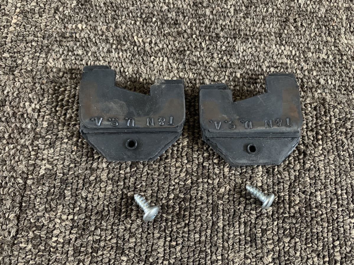 58インパラコンバーチブルクォーターウィンドーUシール左右セット新品。 インパラウィンドーUシール ローライダー ハイドロ拍卖