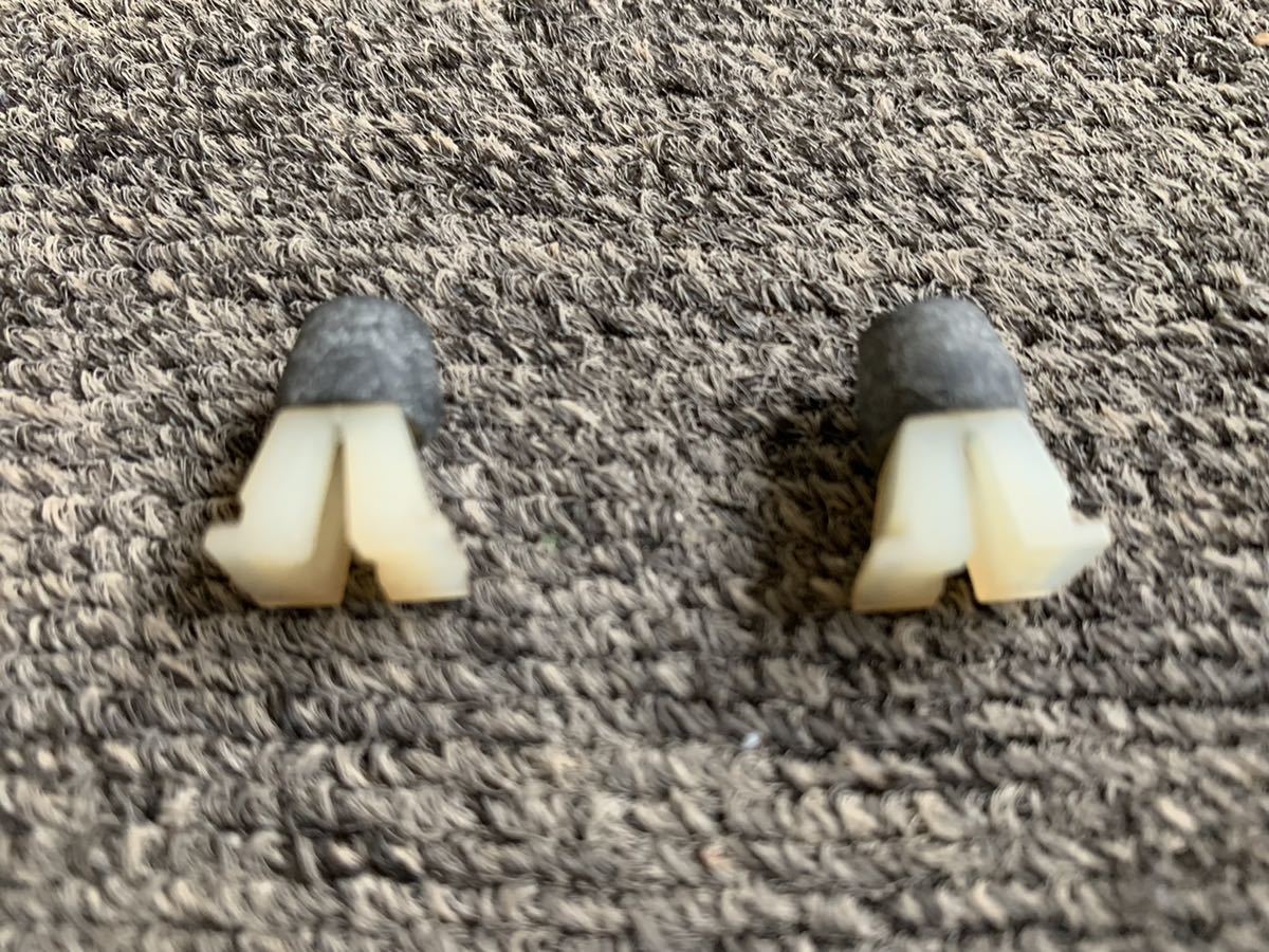 59-60インパラライセンスプレートマウンティングハードウェアー新品。インパラナンバー取付けクリップ ローライダー ハイドロ拍卖