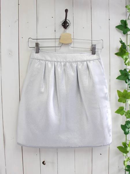 定価2万1千 新品*BODY DRESSING Deluxe ボディドレッシングデラックス*コクーンスカート シルバー36 (S)拍卖