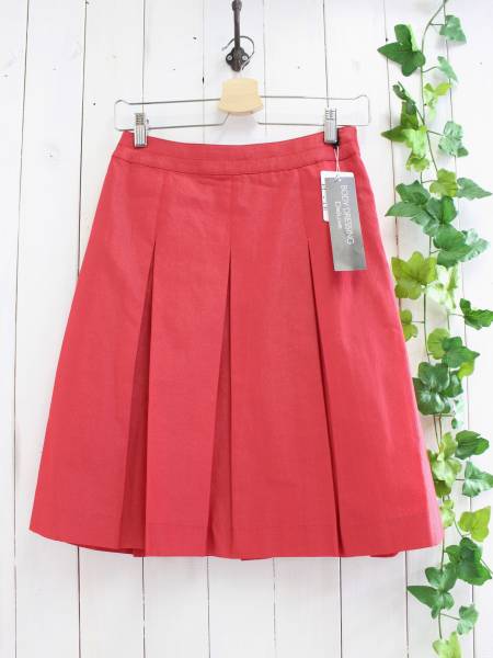 定価2万円 新品*BODY DRESSING Deluxe ボディドレッシングデラックス*ボックスプリーツスカート 36(S)拍卖