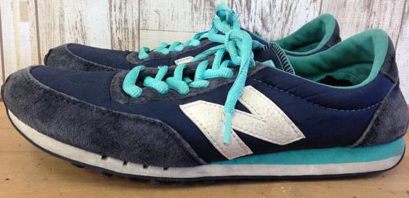 良品・ニューバランス スニーカー 紺×白 26センチ拍卖