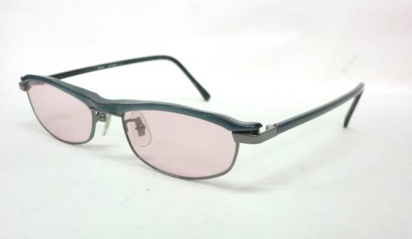 新品★度付き調光サングラス★BASILEバジーレ★ダークグリーンブロウメタル★定形外送料無料★UVカット度付きカラーレンズ選択可拍卖