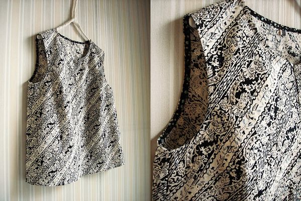 キーネックのシンプルBL★斜めバティック刺繍コットン ハンドメイド 拍卖