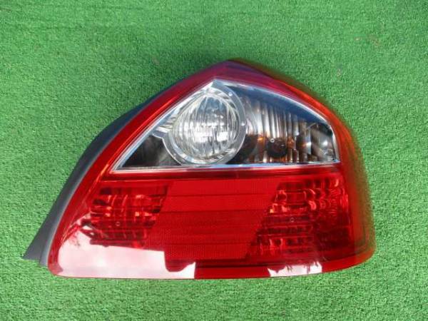 ★☆GF50 シーマ 右テールランプ☆★拍卖