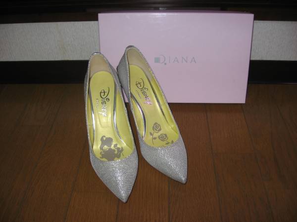◆超美品!ダイアナの踵ティアラ飾りポインテッドトゥパンプス23cm銀ラメ◆拍卖