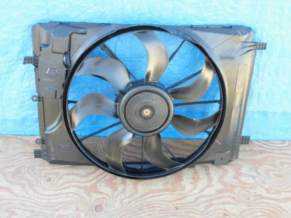 ベンツ W246 Bクラス 電動ファン A2465000064 K741AP拍卖