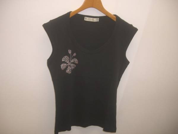 送料無料! ZARA BASIC(ザラベーシック)ラインストーンノースリーブカットソー☆サイズM拍卖