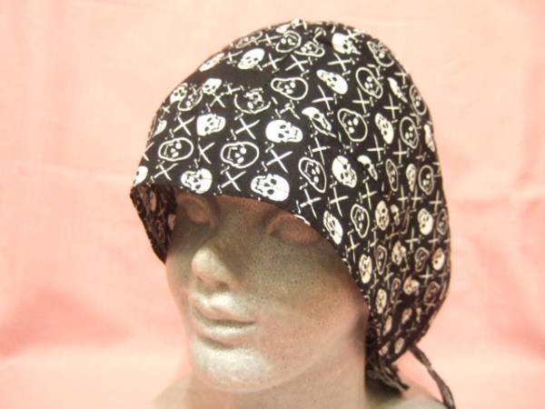 横浜最新 いっぱい剣ドクロ☆バンダナキャップ黒 4枚まで送料180円 ξbcξ ξ 49s拍卖