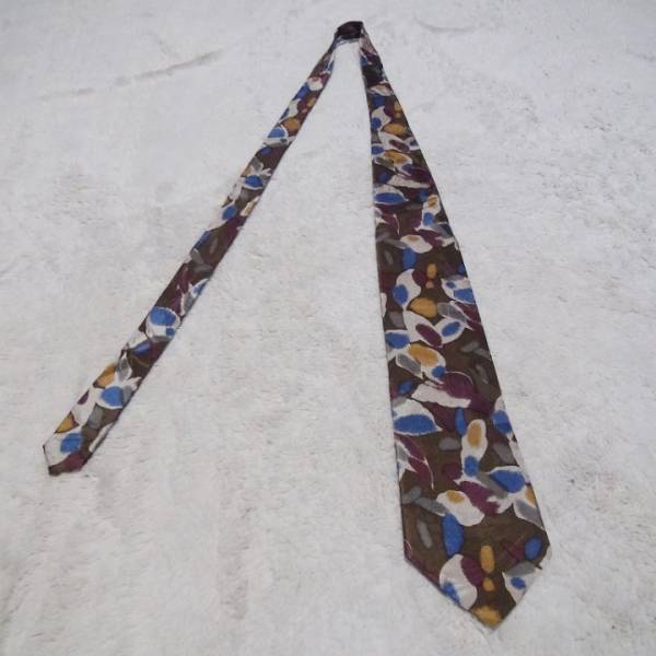 Roberta Beldiniのネクタイ拍卖