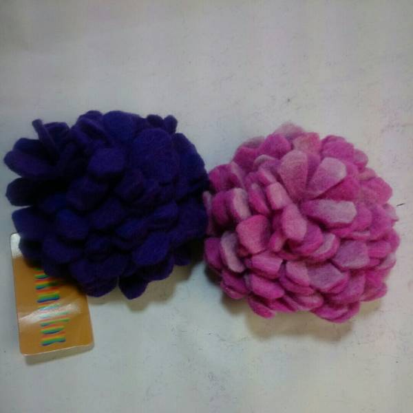 ウールフェルト100%ブローチコサージュ ハンドメイドネパールフェアトレード fair trade大型新品未使用手作り送料直径12cm 高さ4cm拍卖