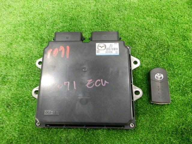 プレマシー DBA-CWEFW エンジンコンピューター/ECU LF-VD 38P LFES-18-881H LFES-18-881K 221071拍卖
