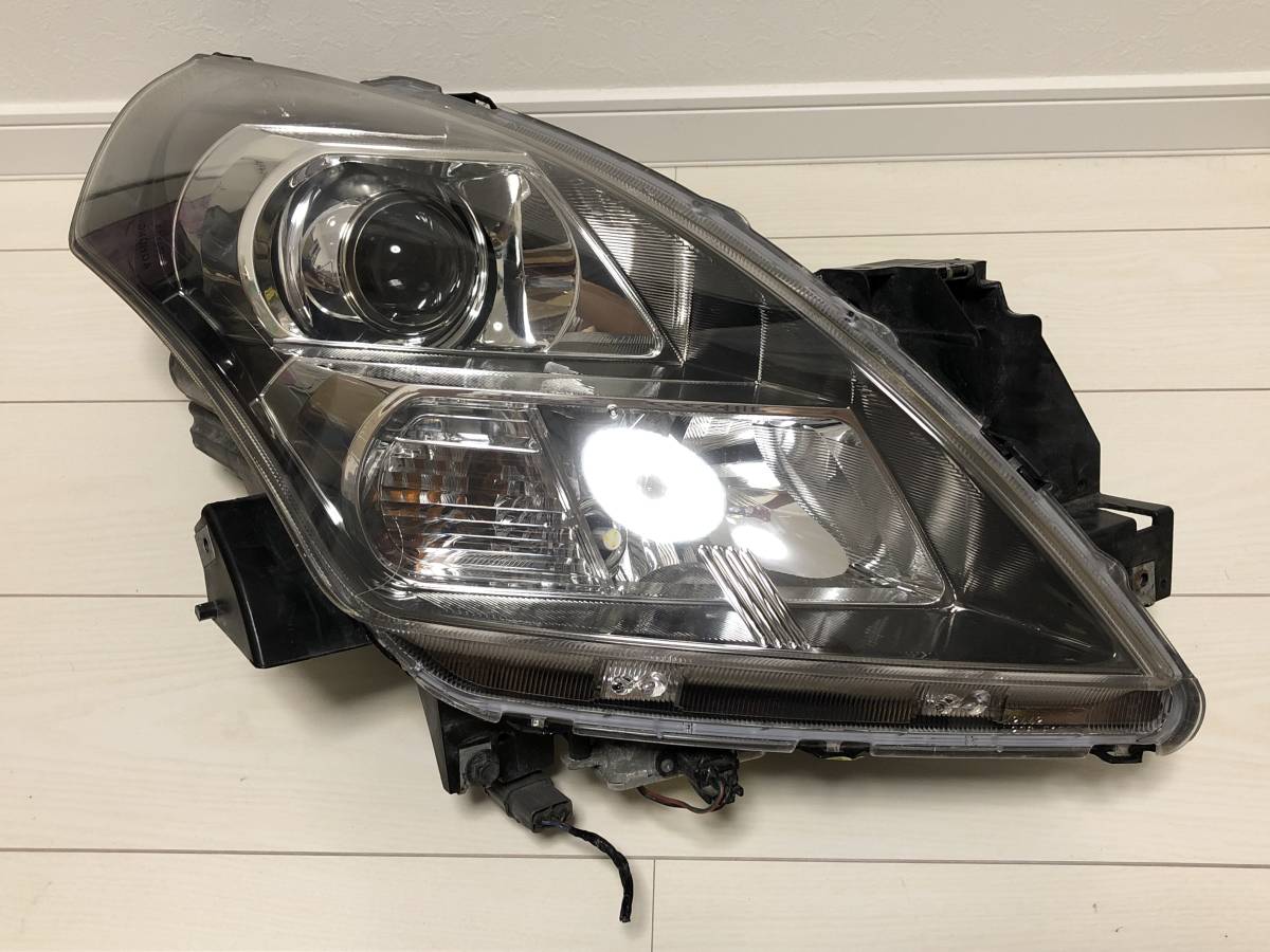 美品 クリア塗装済 インナーブラック スモーク バラスト付 マツダ純正 HID キセノン ヘッドライト 右/運転席 STANLEY P5620 MPV LY3P 後期拍卖