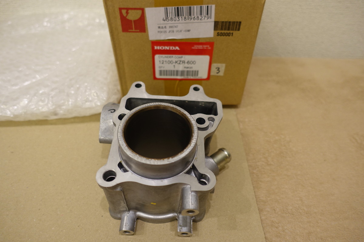 ホンダ純正 PCX125 JF28 / リード125 シリンダーCOMP 12100-KZR-600 990747 定価19,690円 LEAD 3拍卖