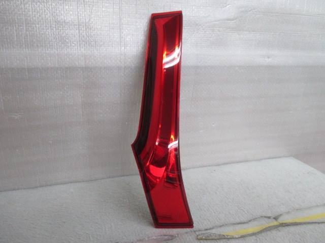 ホンダ/フィット GK3 前期用 左リアフィニッシャーランプ スタンレーW1693 810182【品番 34155-T5A-J01】拍卖