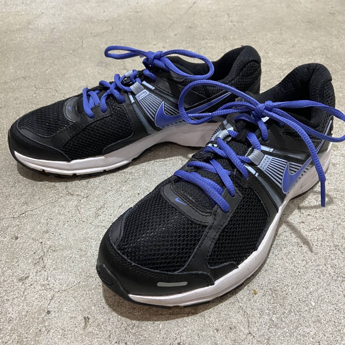 ☆送料無料☆NIKE☆ダーツ10☆ランニングスニーカー☆US9☆26cm☆ナイキ☆f22拍卖