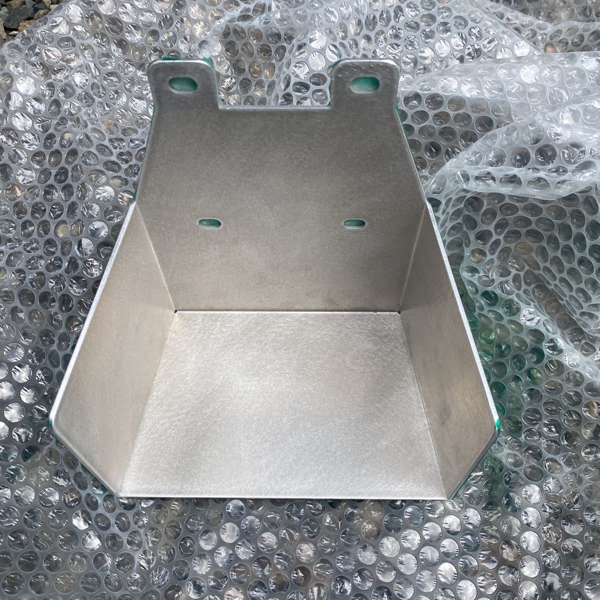 カワサキ zrx1200daeg 小物入れ k-factory拍卖