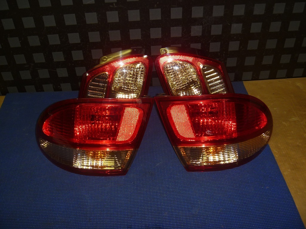 #0200 GH-TG10 ブルーバード 左右テールライト ★拍卖