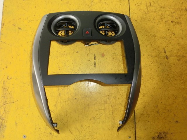 ★ノート センター パネル 平成24年 DBA-E12 エアコン 吹き出し口 オーディオカバー X DIG-S 13.7万km 即決あり拍卖