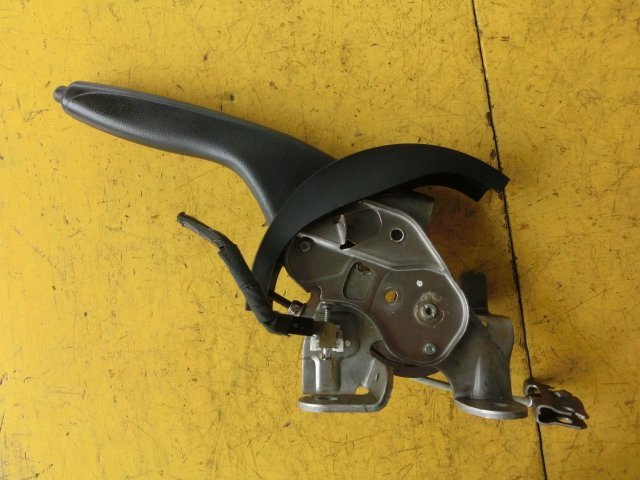 ★ノート サイド ブレーキ 平成24年 DBA-E12 レバー X DIG-S 13.7万km 即決あり拍卖