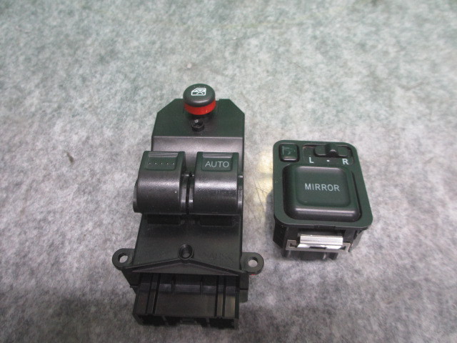 ☆ホンダ モビリオ スパイク GK1-1101・・・ 純正 パワーウインドウスイッチ + ドアミラースイッチ☆拍卖