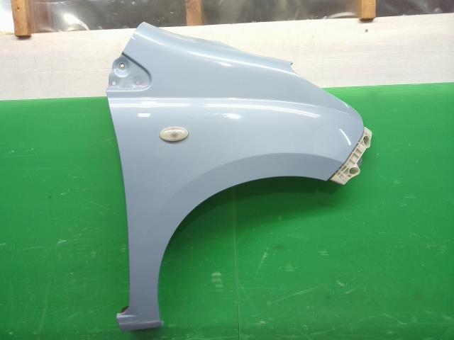 キャロル DBA-HB25S 右フロントフェンダー GS 1A10-52-111拍卖