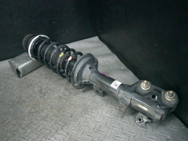 N-BOX JF3 右 フロント ストラット サスペンション 51610-T J15拍卖