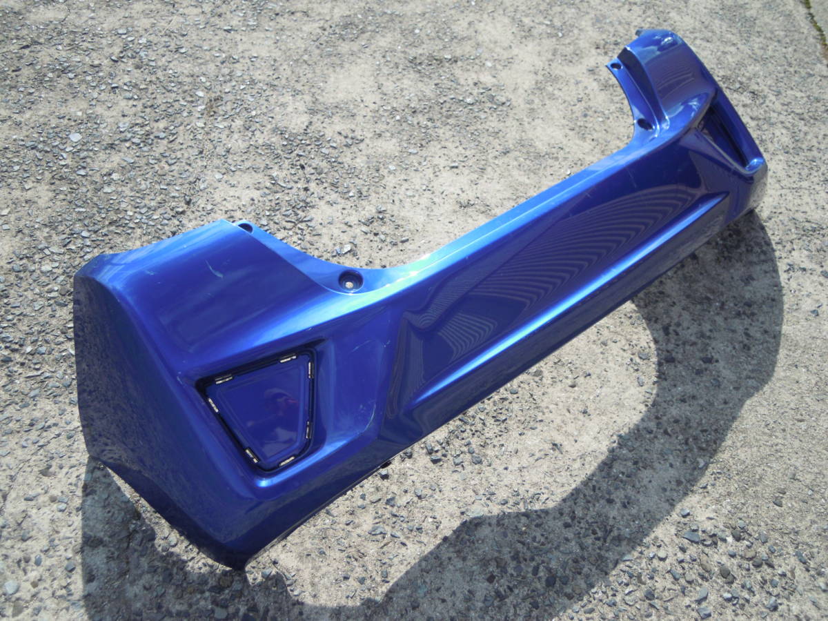 Q GK3 GK4 GK5 GK6 フィット 純正 リアバンパー 71501-T5A-0000拍卖