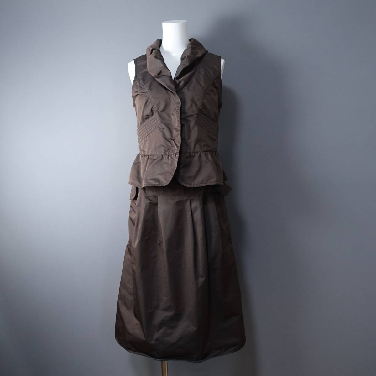 美品*GIANNI LO GIUDICE/ジャンニ・ロ・ジュディチェ/36/ノースリーブセットアップ/ブラウン/茶/レディース拍卖