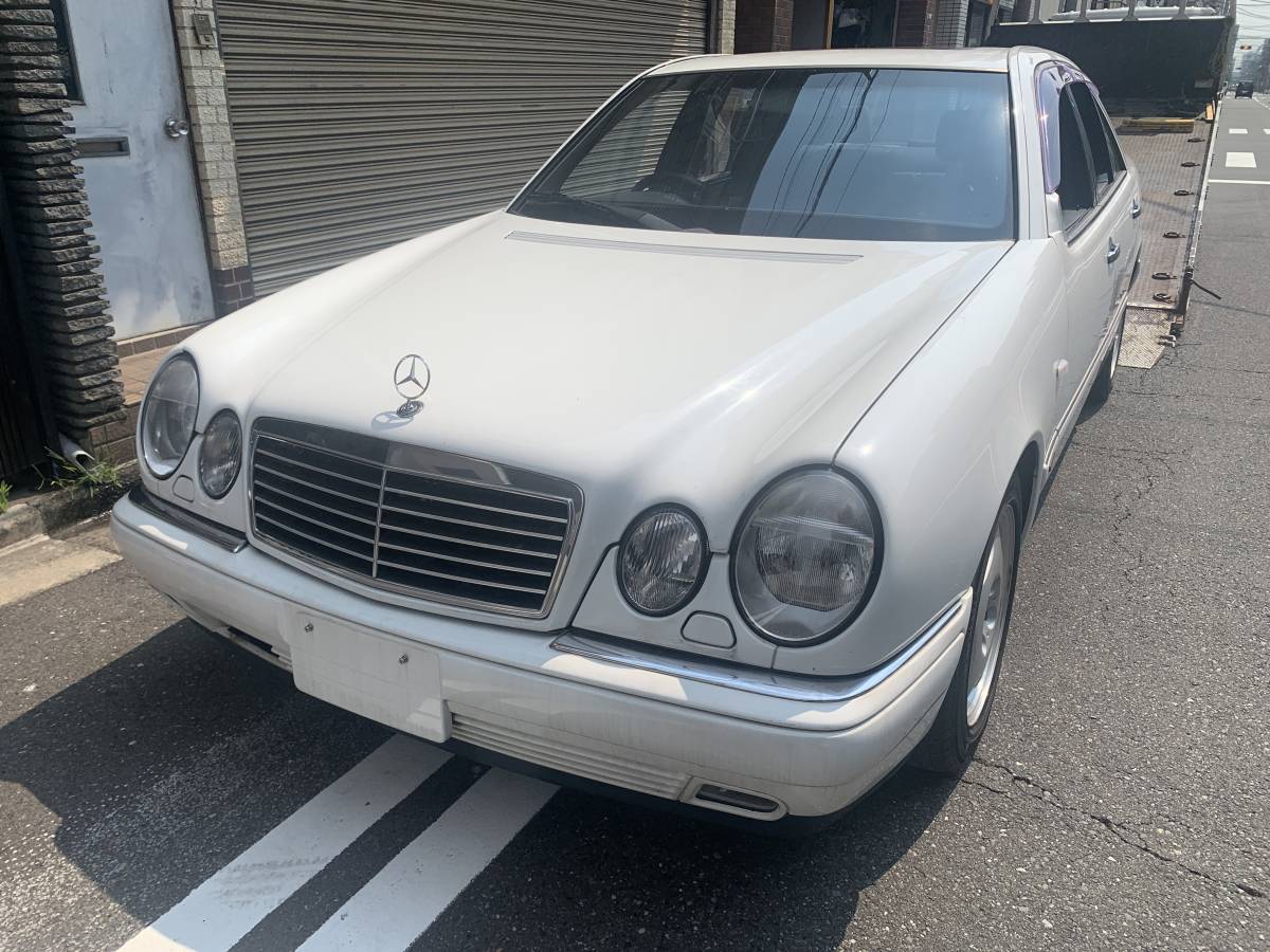 キレイです! W210 E430 ドア拍卖