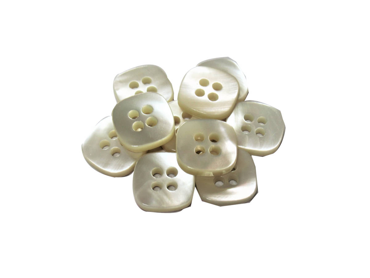 手芸 和洋裁用釦 天然貝ボタン 高瀬貝 縁なし四つ穴ボタン(13mm 10個入り)to042-to拍卖