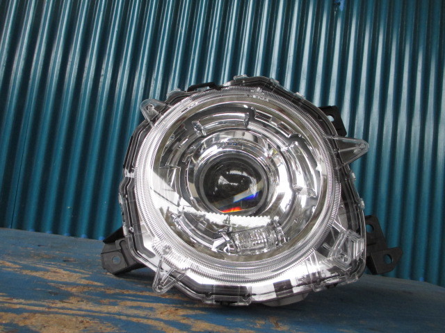AV75 スズキ ジムニー JB64W ヘッドライト 右 koito100-5938G拍卖