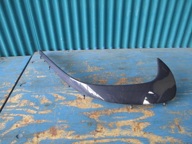 AV133 ベンツ W176 Aクラス AMG フロント 右 モール 紺 A1768855000拍卖