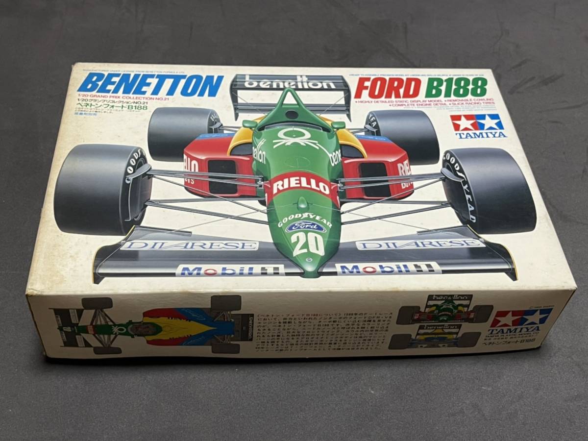 タミヤ 1/20 F1 ベネトン BENETTON フォード B188 ブーツェン・ナニーニ 箱にダメージ、汚れ、値札あり 約30年以上前物拍卖