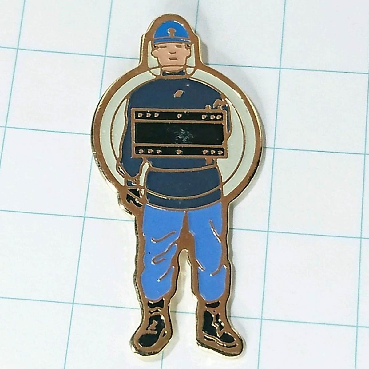送料無料)機動隊 フランス輸入 アンティーク ピンバッジ A10430拍卖