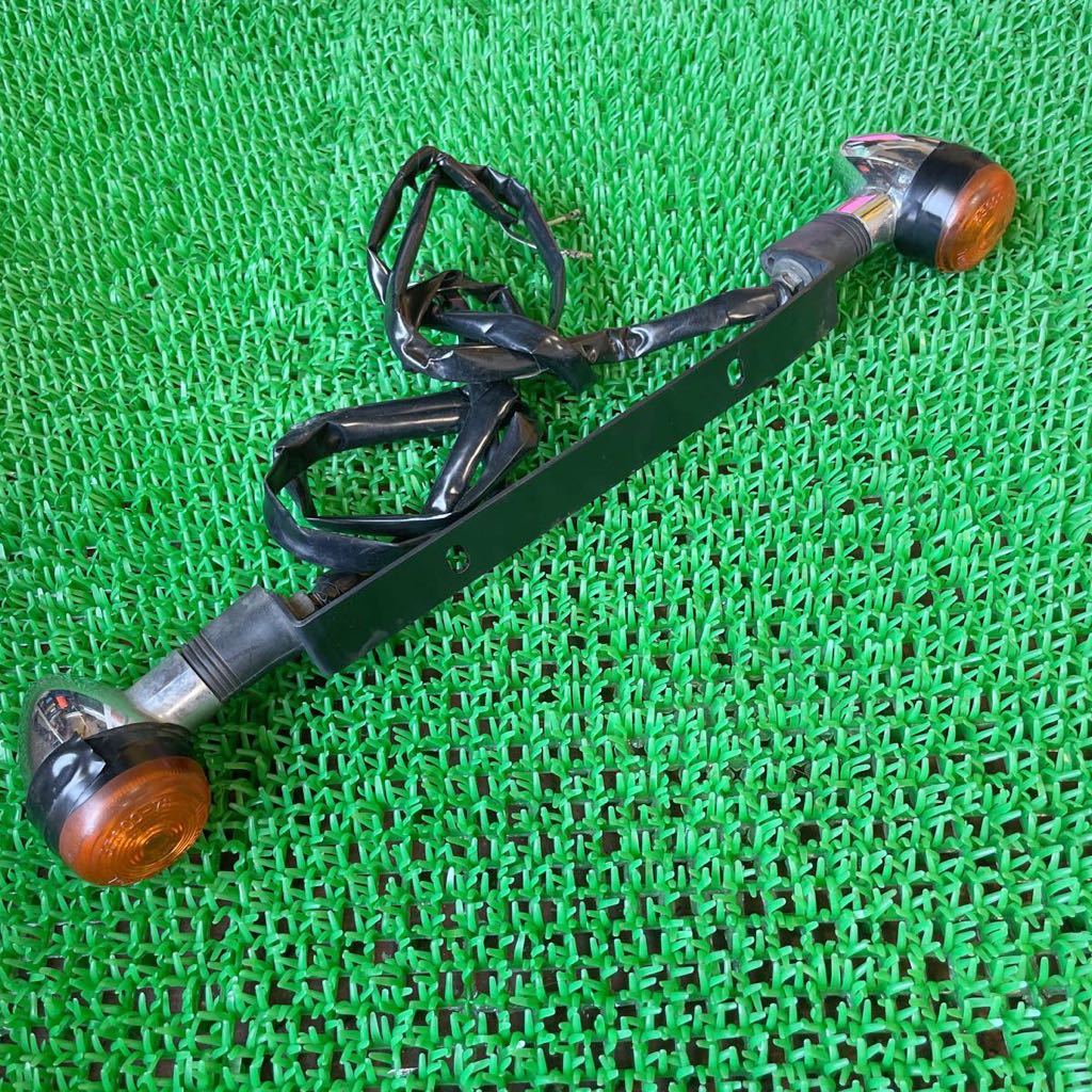 6-177K SUZUKI スズキ ボルティ 純正 フロントウインカー 左右セット 中古 部品 バイク拍卖