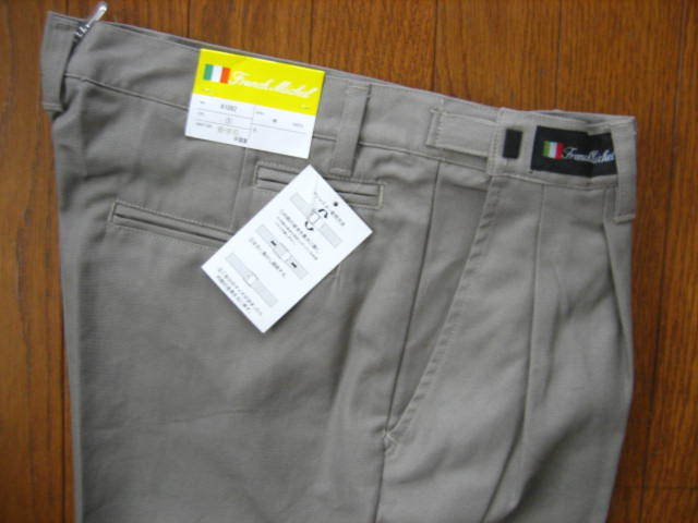 即決新品 / ツータック コットン スラックス / W85~91 L65 綿100% / ライトカラー系 / ウェストアジャスター 裾上げ済み / 41092①-1拍卖