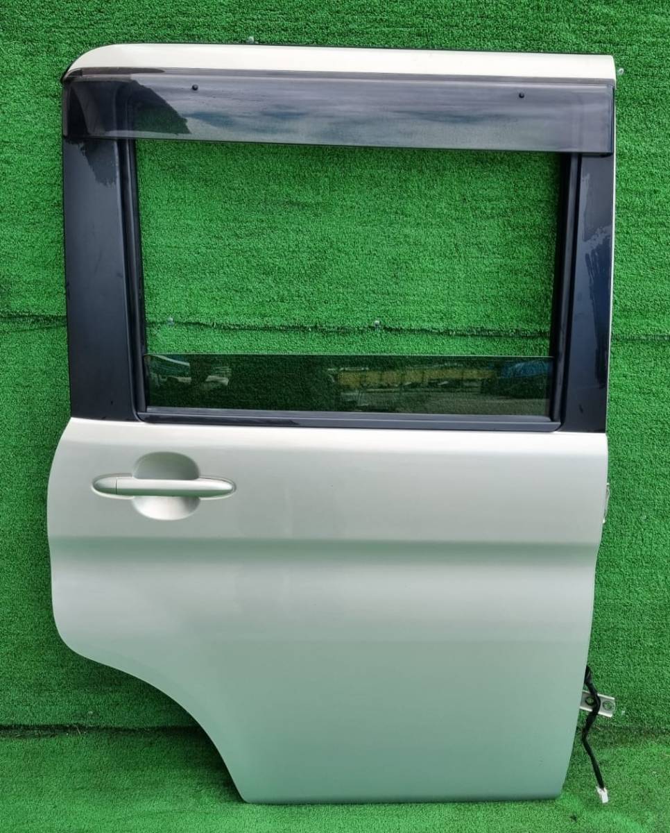 ダイハツ タント L375S リアドア 右 拍卖