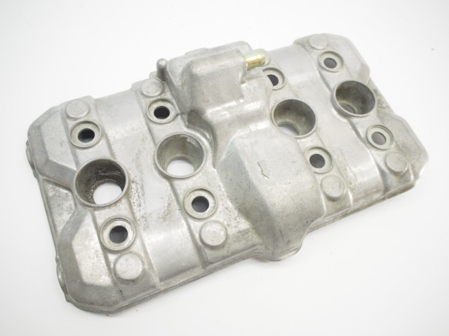 CBR400R NC23ハリケーン純正エンジンのヘッドカバー シリンダー ヘッド 割れ破損無拍卖