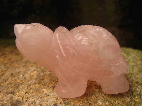 ★★風水置物、恋愛運開運UP!天然紅水晶ローズクオーツの長寿亀カメ☆A5拍卖