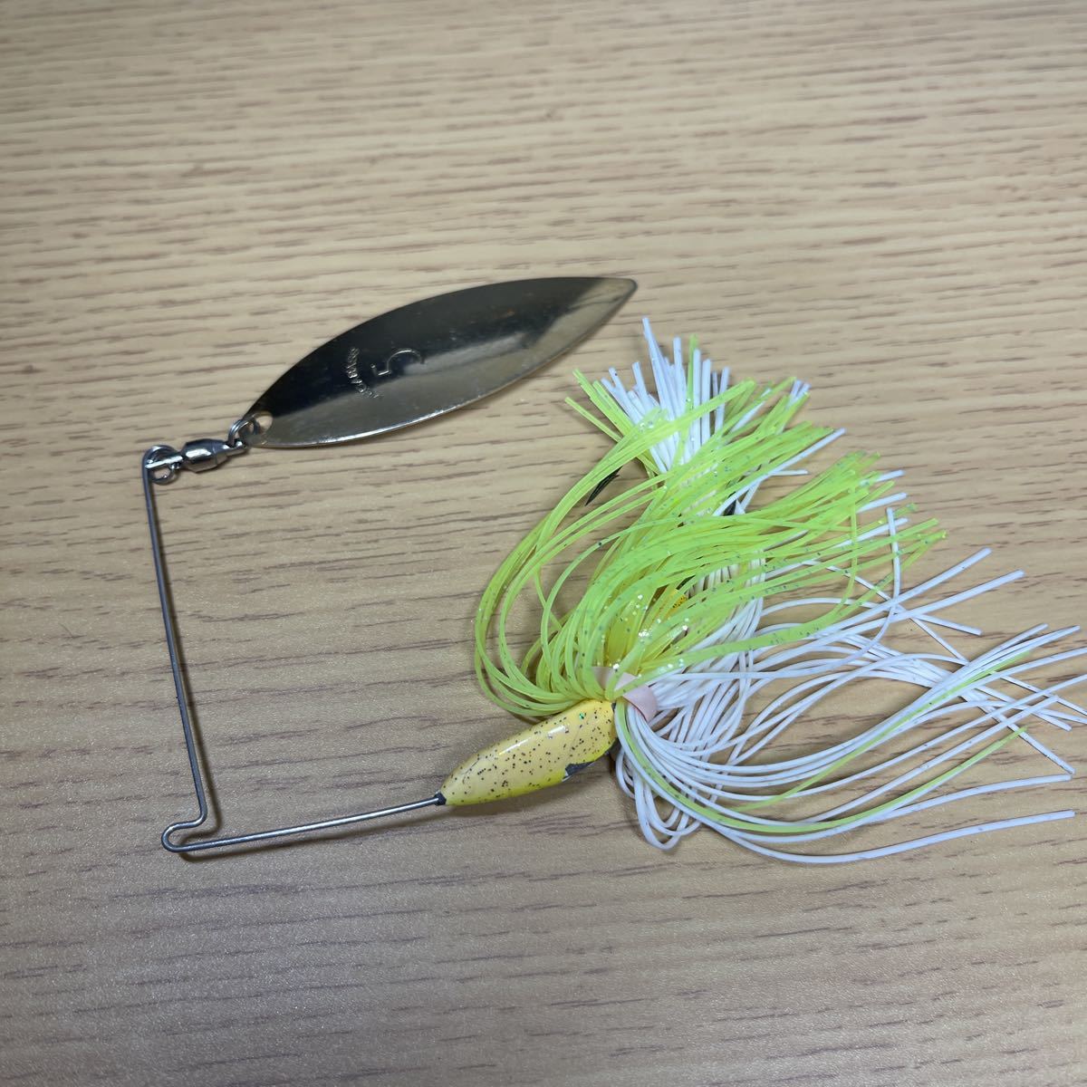 メガバス Vフラット 約23g (ID05410)拍卖