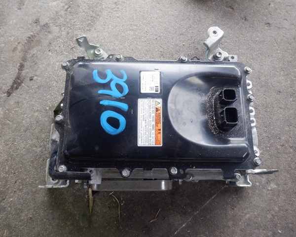 ★3910★ZVW50★プリウス★ハイブリッド インバーター拍卖