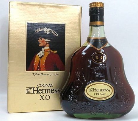 古酒 旧ボトル ● hennessy ● ヘネシー XO ● 700ml ● 箱付 ● 汚れ / ダメージ ●440886拍卖