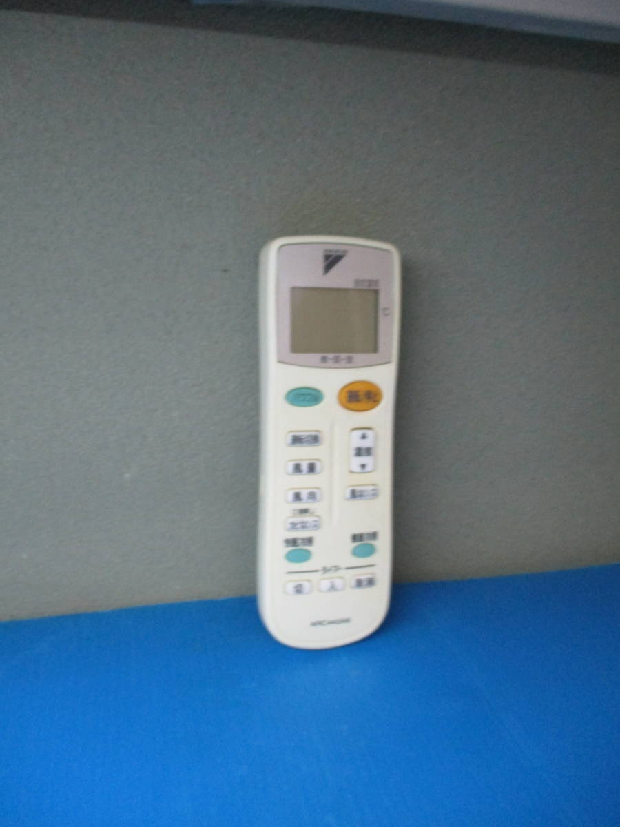 ダイキンエアコンリモコン ARC443A6拍卖