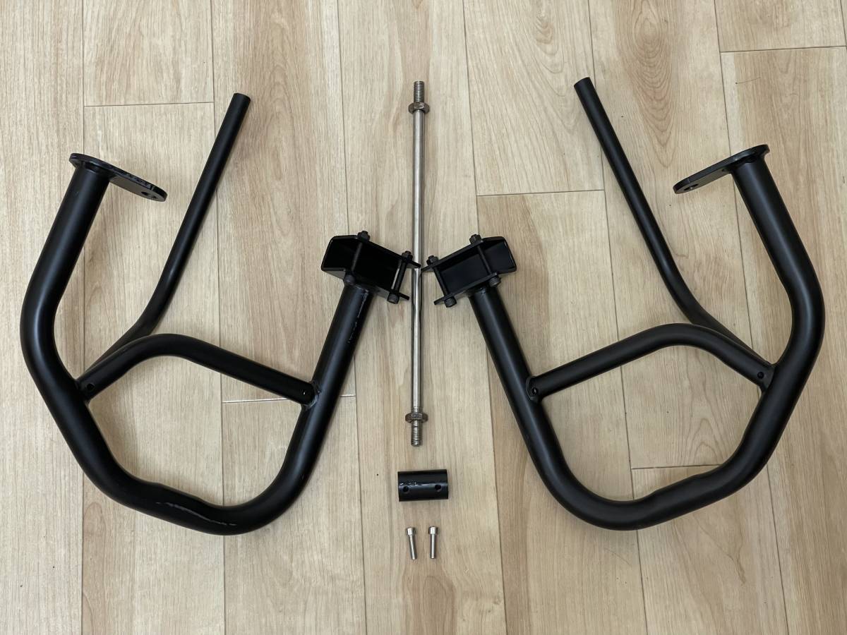 セール中 ホンダ レブル 250 500用 エンジンガード 新品拍卖