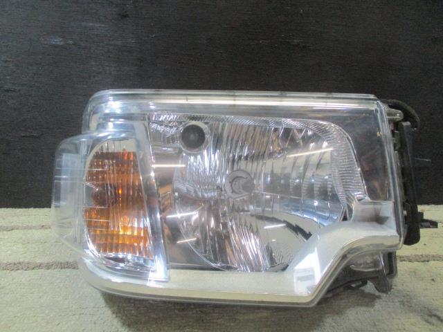 NV100クリッパー GBD-U71V 右ヘッドランプASSY GLハイルーフ 3G83 3FT W0688拍卖